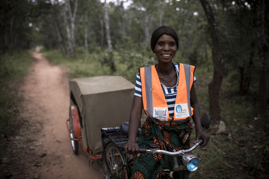 New Study Confirms Efficacy of Malaria Treatment Technique · DAI