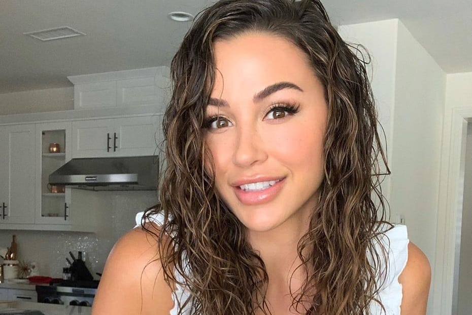 Ana Cheri verovert Instagram met haar prachtige figuur!