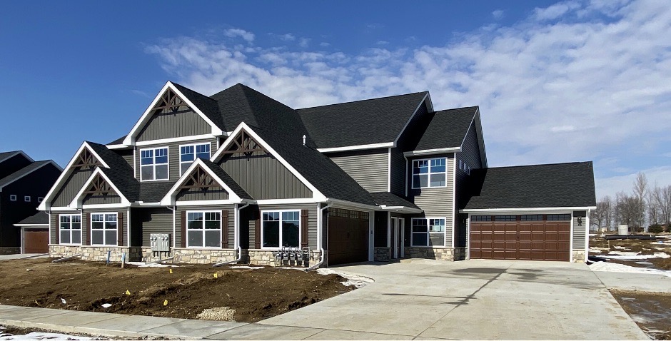 Youssi Custom Homes of Iowa Bettendorf 52722