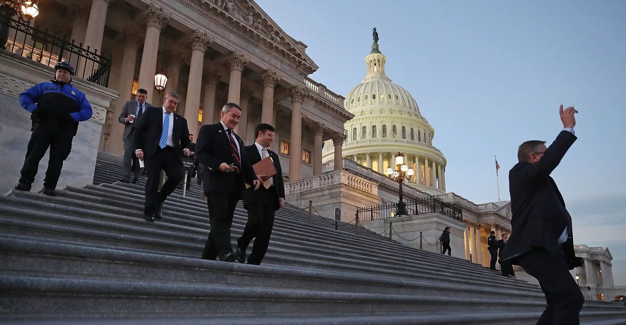 To Whip Congress Into Shape, Withhold Their Pay