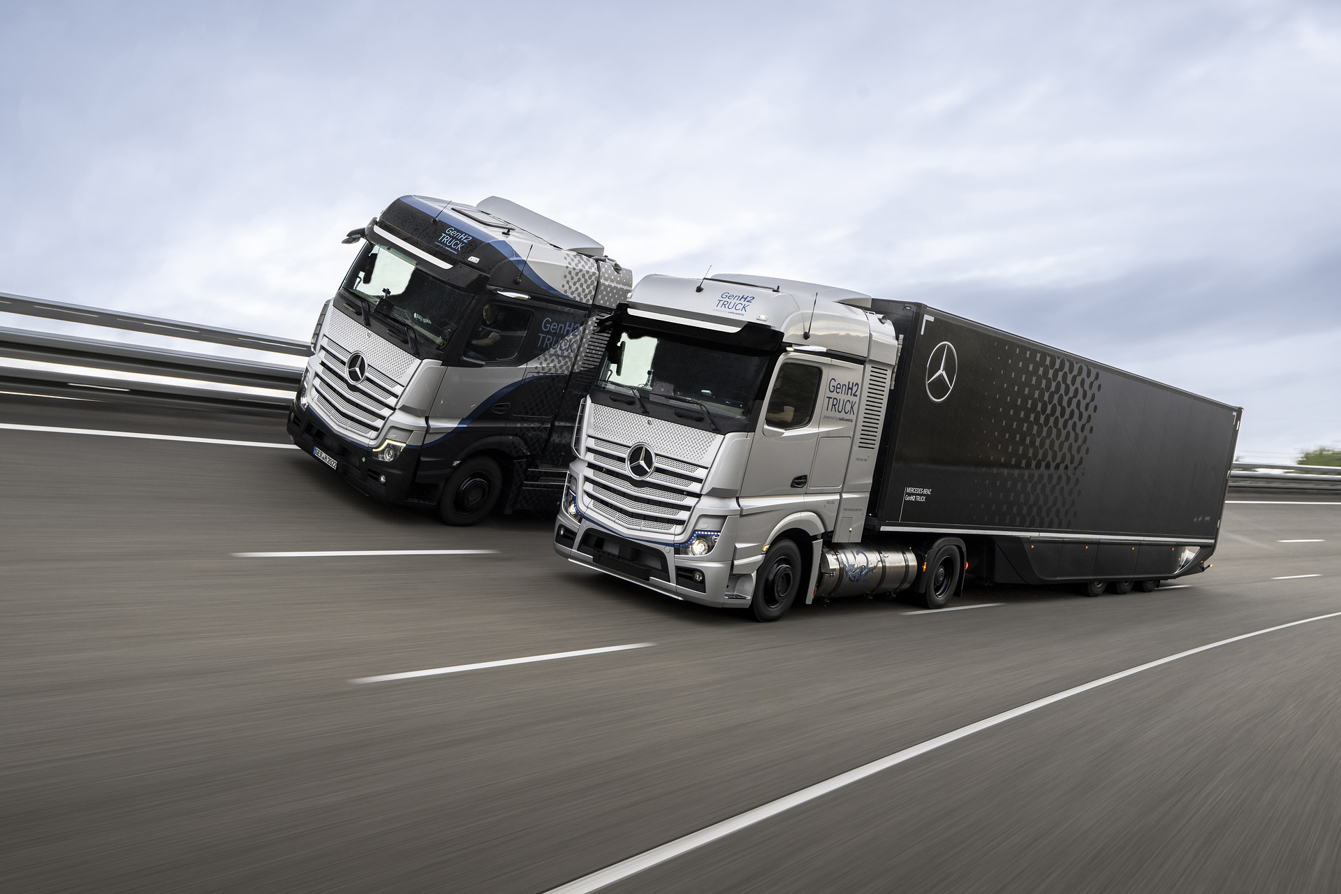 Development milestone Daimler Truck tests fuelcell truck with liquid hydrogen Daimler Truck