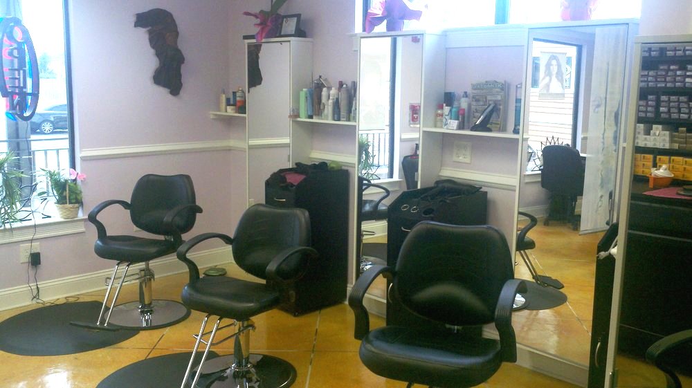 See the photo gallery of Daja Hair Salon located in Ventnor New Jersey.