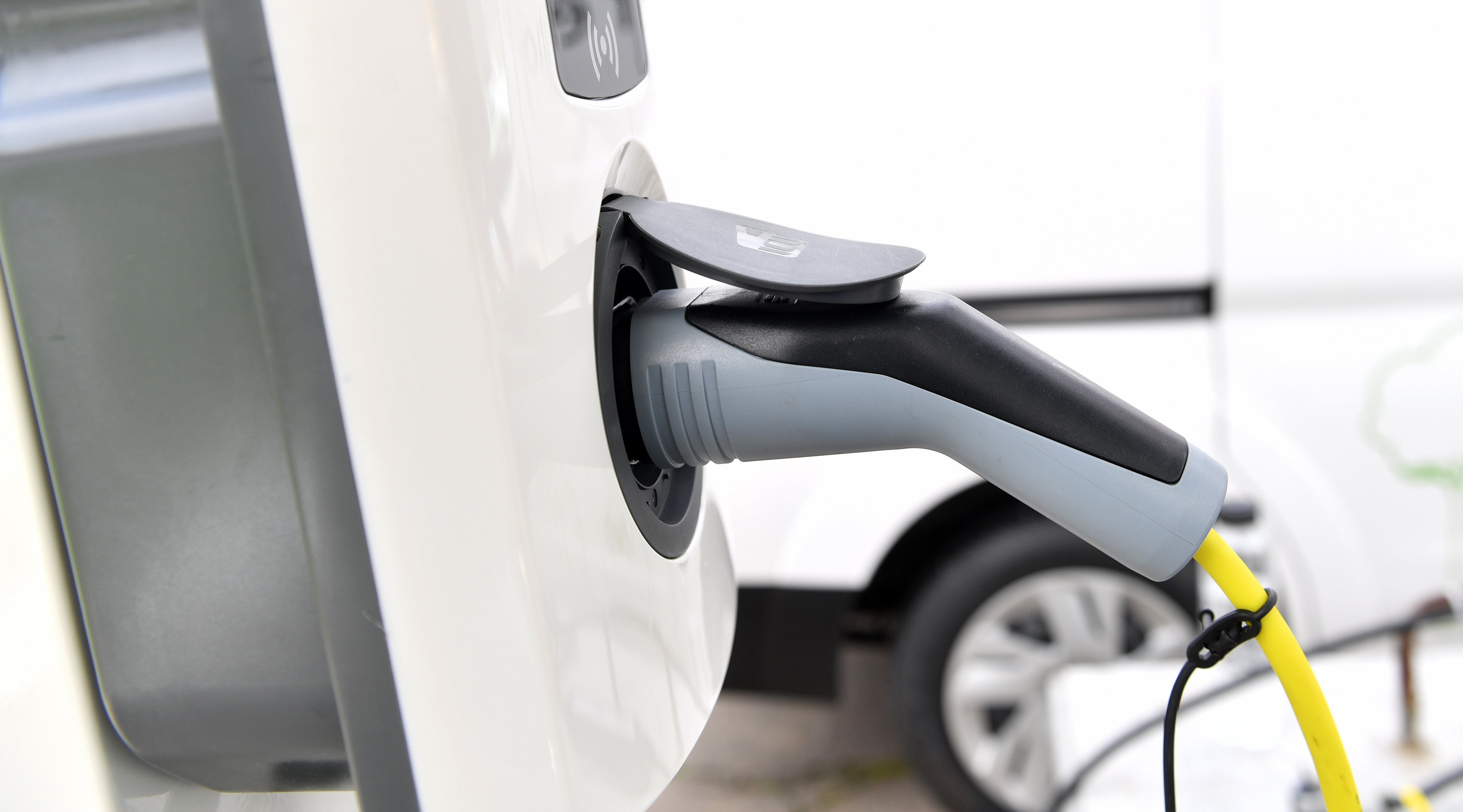 A brief introduction to electric vehicle connectors Dalroad