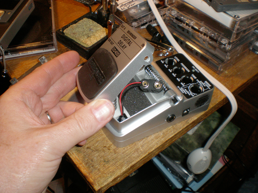 Dana's BEHRINGER DD400 DIGITAL DELAY CONVERSION