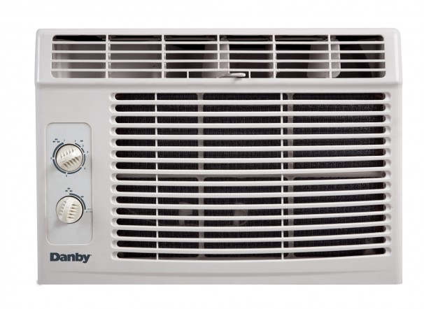 DAC050MB3GDB Danby 5000 BTU Window Air Conditioner EN