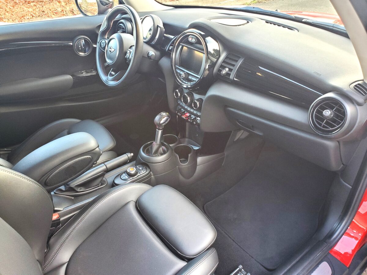 2019 Mini Cooper S D & A Auto Body