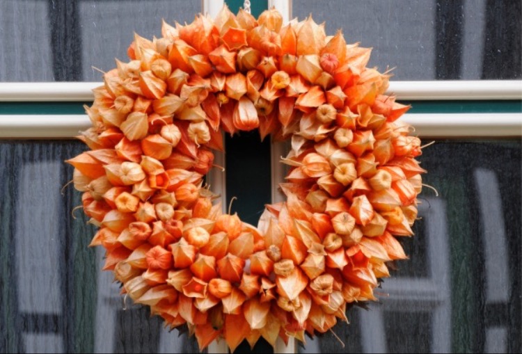 How to make a DIY Autumn door wreath and porch décor ideas