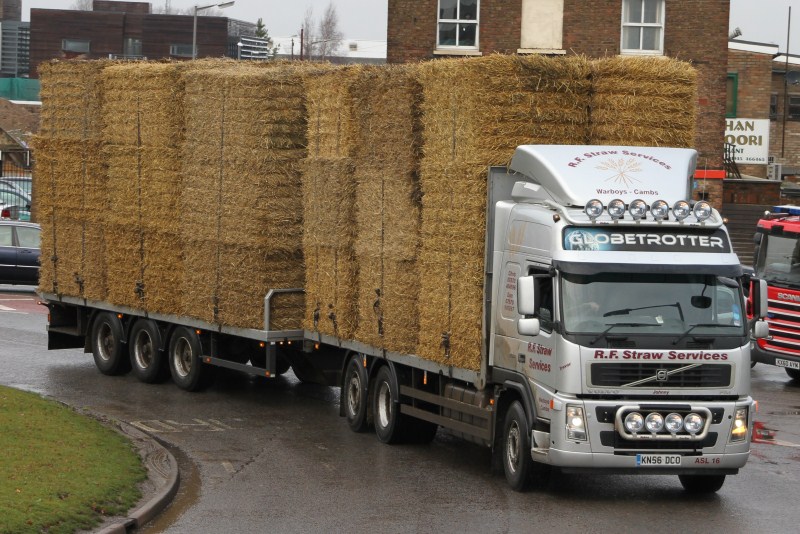 Agricultural Contractors Dan Fabb 01487 822224