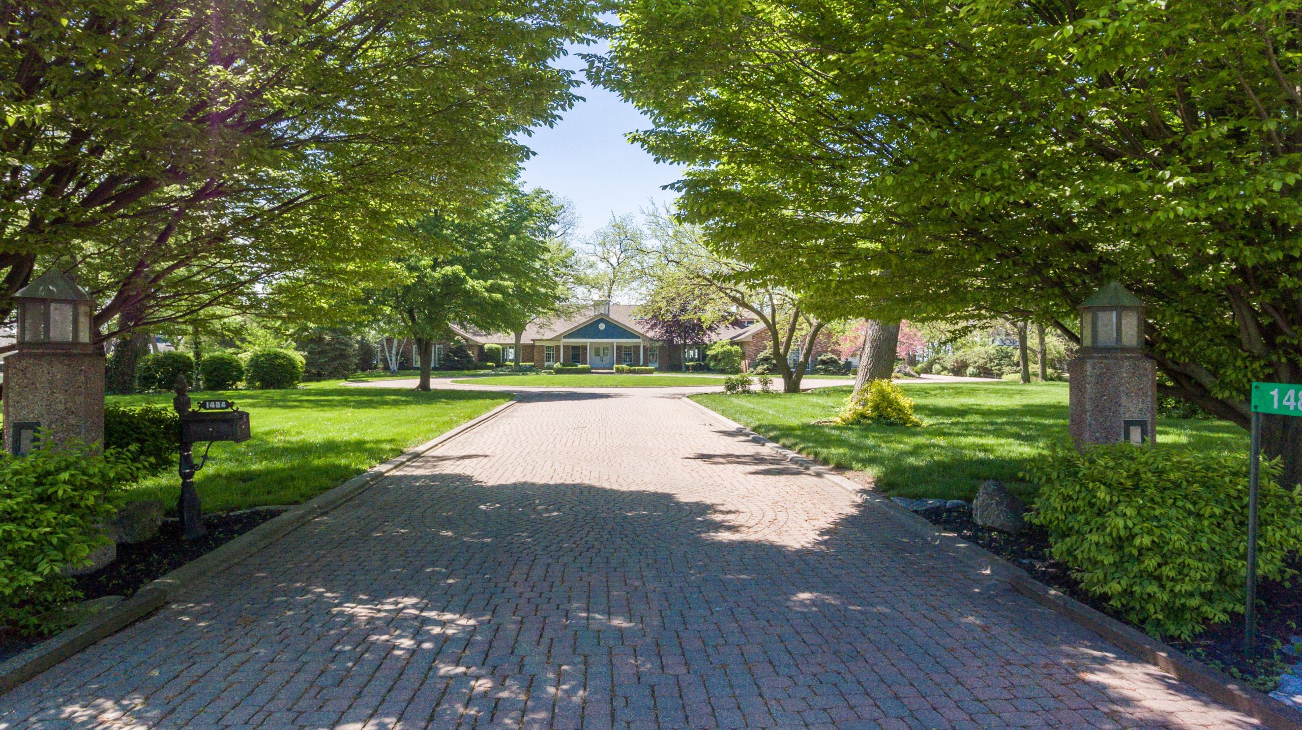 1484 FRONT ROAD S., AMHERSTBURG The Dan Gemus Real Estate Team