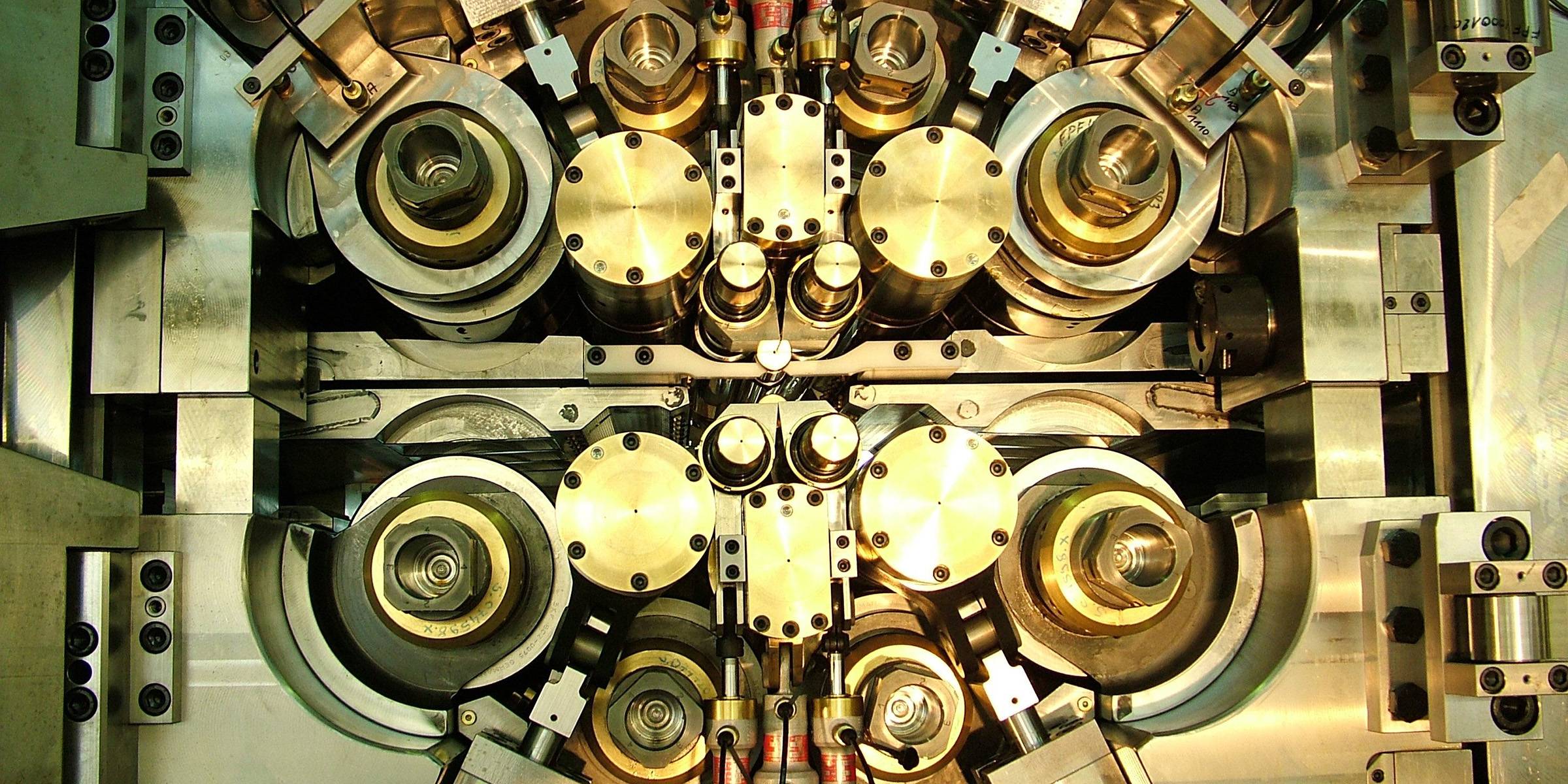 Products › Aluminium and NonFerrous Metals › Specialty Cold Rolling