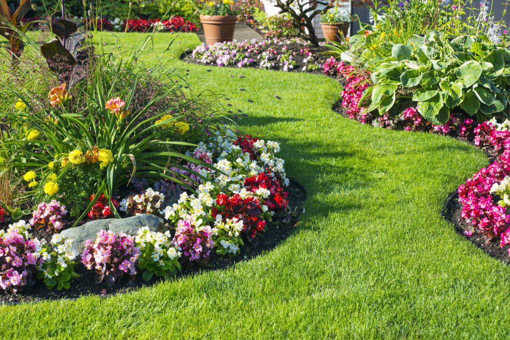 Flower Beds & Garden Contractor Denver, CO Lawn Sodding & Planting