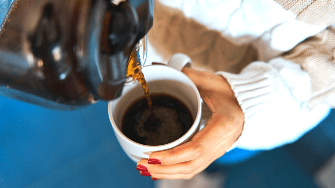 Decaf coffee What it is and how to make decaffeinated coffee