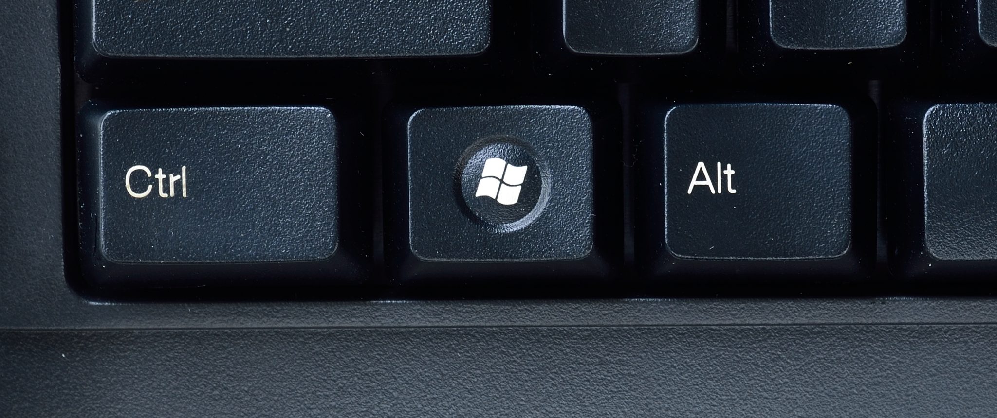 The Differences Between a PC Keyboard, Mac Keyboard, and Linux Keyboard