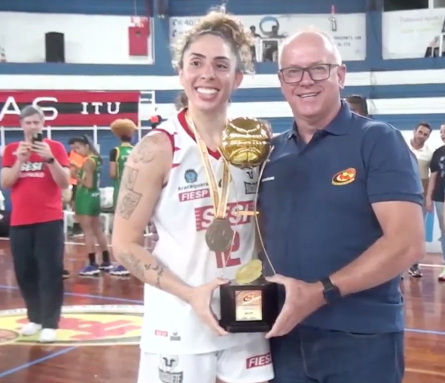 Aline Moura é eleita a Melhor Jogadora do Paulista Feminino Databasket