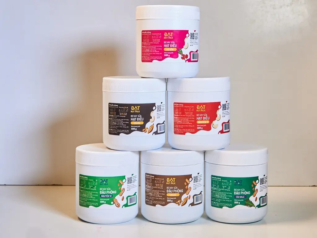 A Guide to Milk Options Dairy, PlantBased, and Đạt Nut Milk