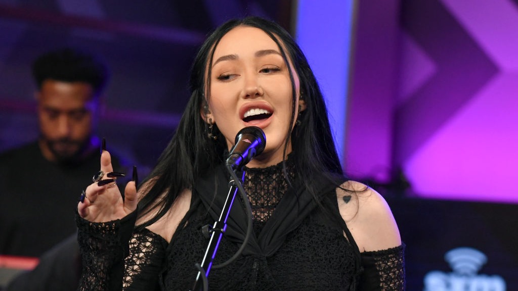 Noah Cyrus Gets Candid About Her Addiction To Xanax And How The