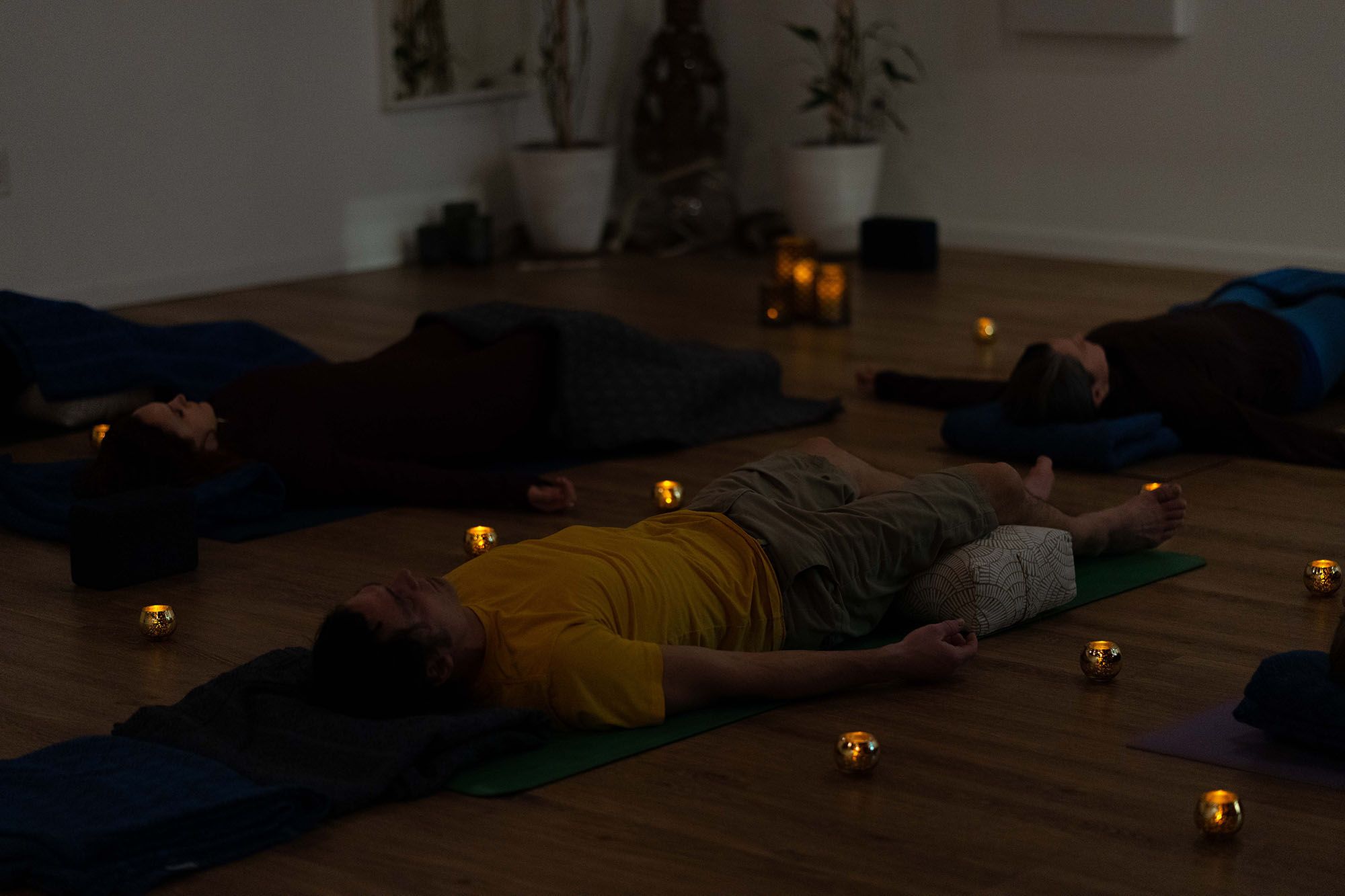 Candlelight Restorative Yoga with Sound Bath Datza