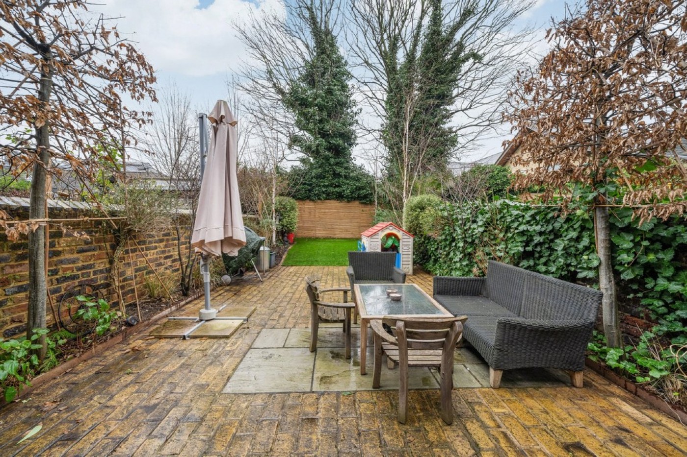 Perth Road, N4 3HB David Andrew