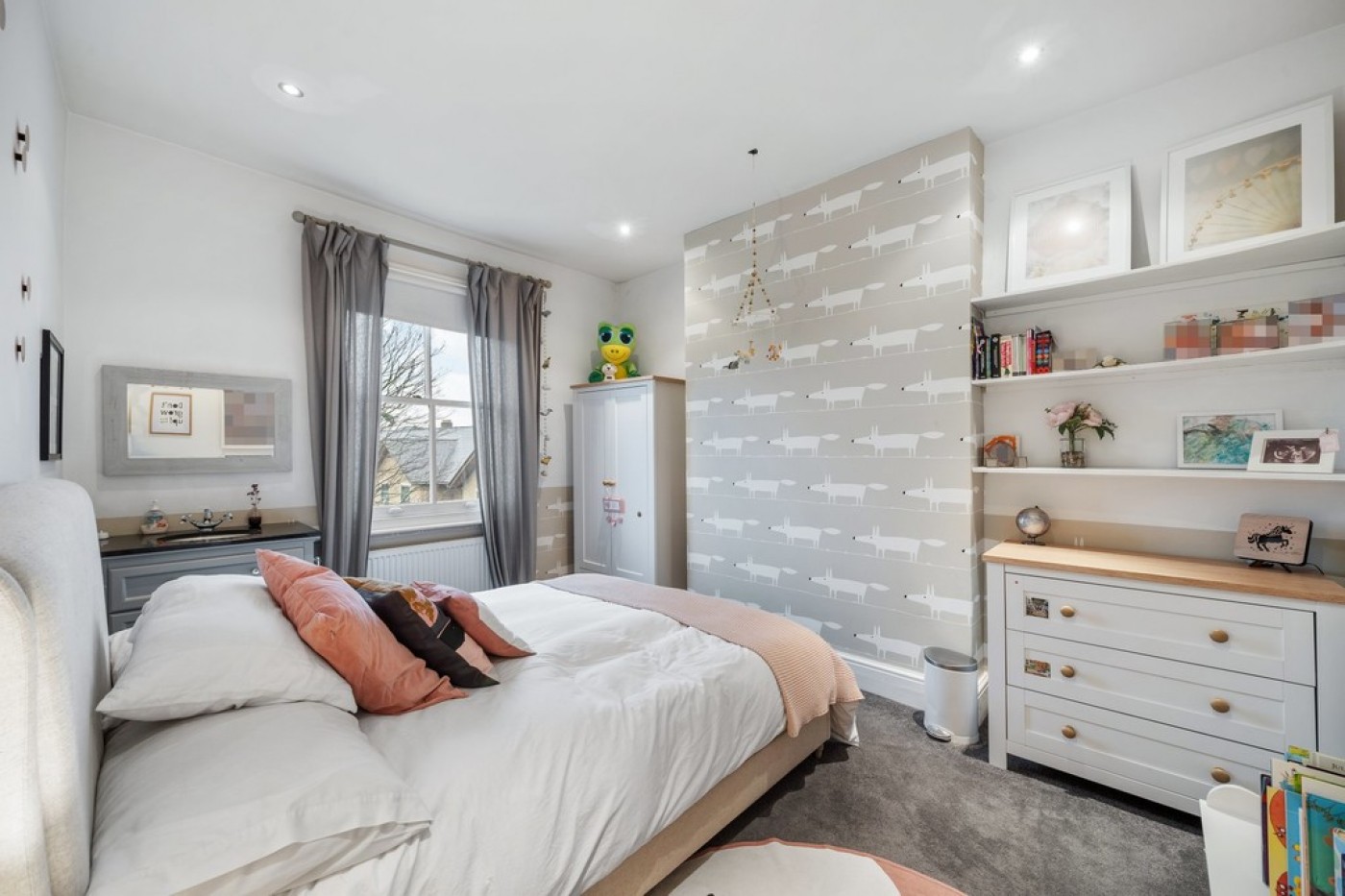 Perth Road, N4 3HB David Andrew