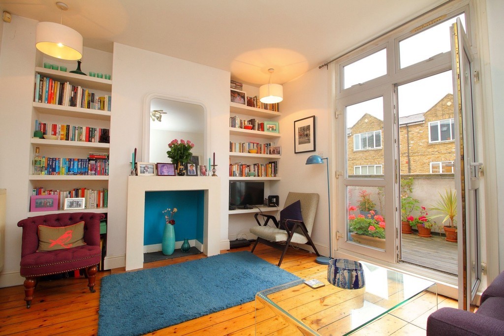 Mount Pleasant Crescent N4 4HR David Andrew