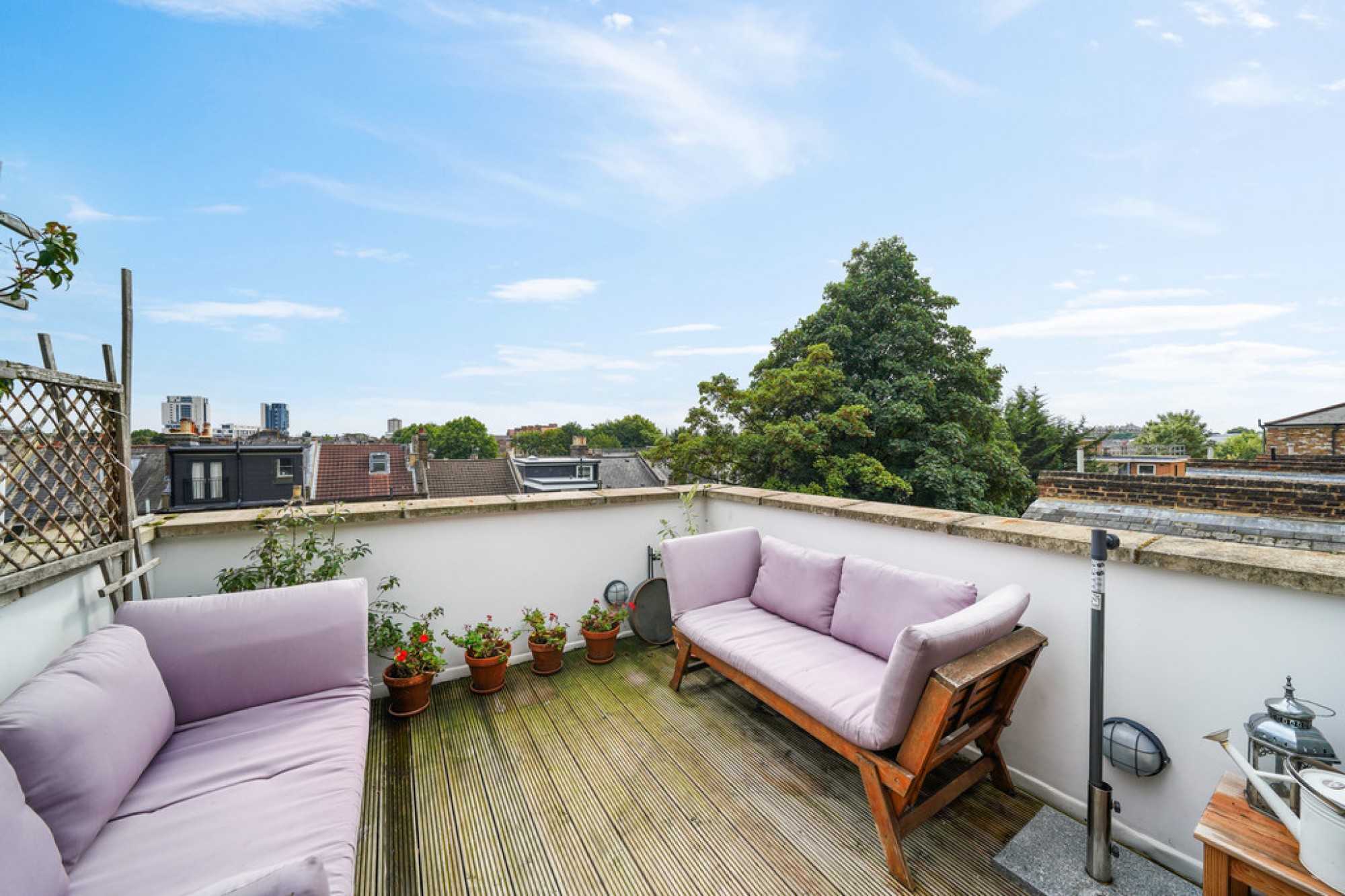 Hanley Road N4 3DW David Andrew