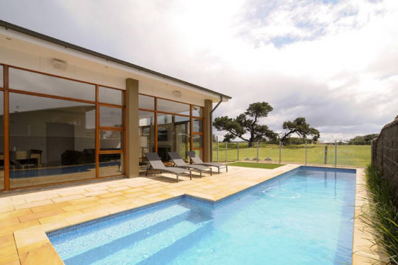 David Greig Builders 13th Beach Property