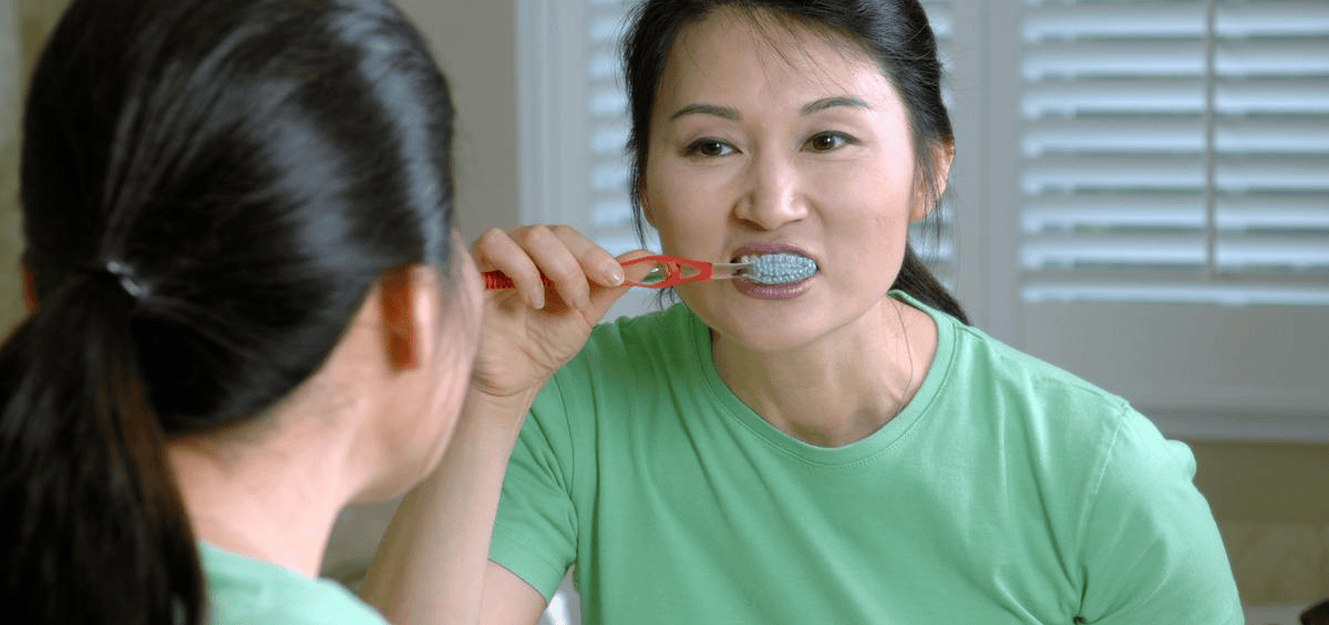 Should You Brush or Floss Your Teeth First? David S
