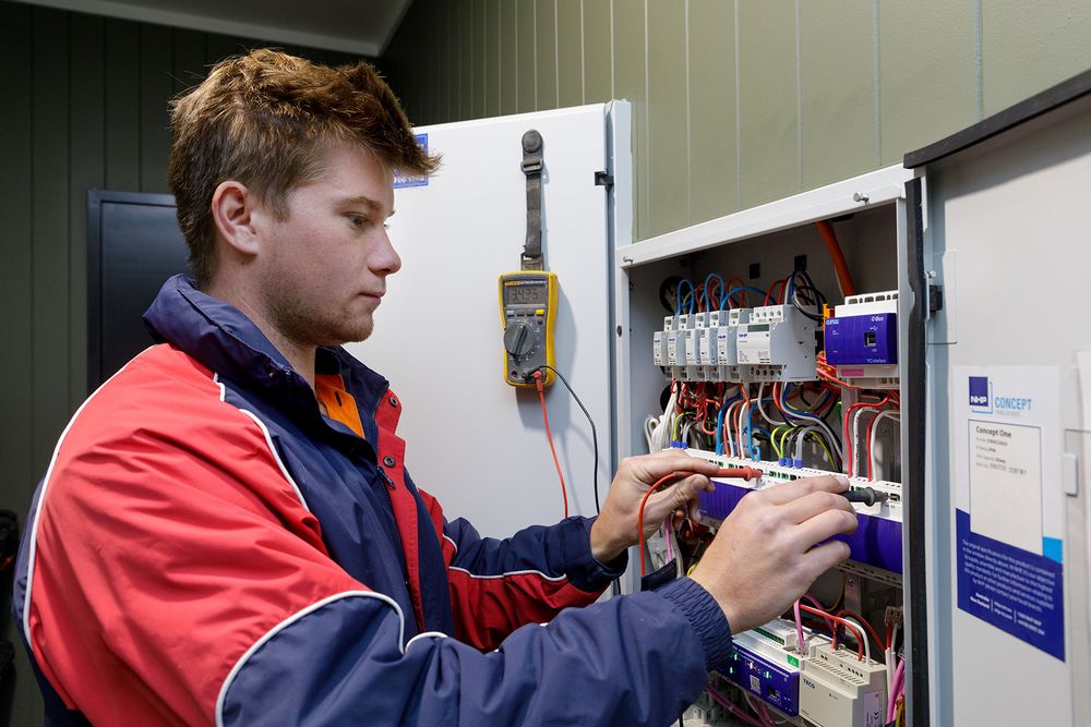 Davidson Bros Electrical Tamworth, solar, pumps, motors, industrial