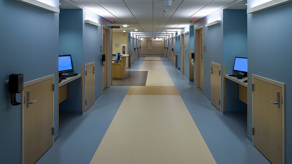 NICU Patient Care Corridor Davis Constructors & Engineers