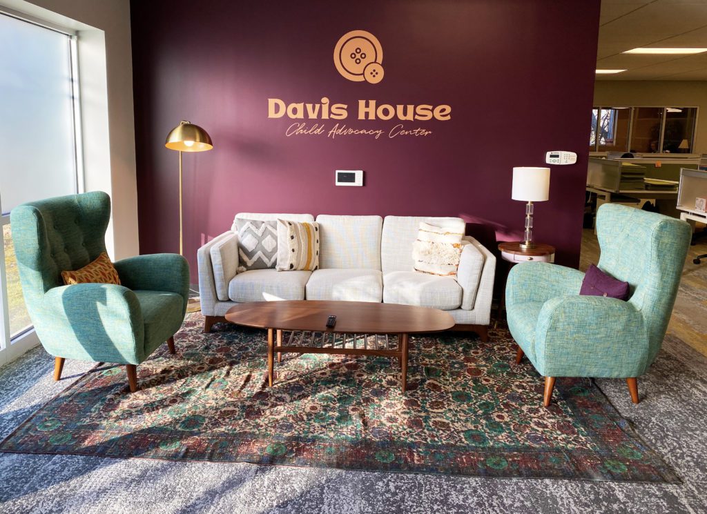 Contact Davis House Franklin TN Volunteer Opportunities