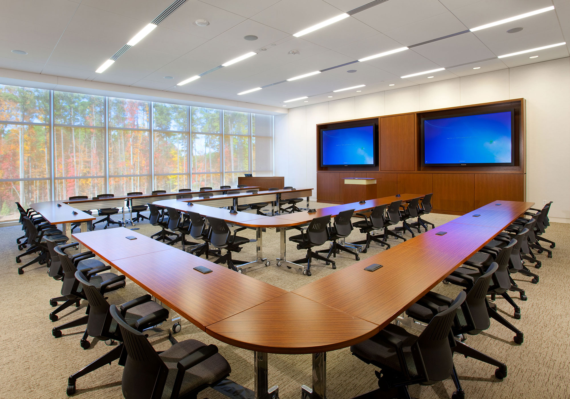 SAS C Office & Executive Briefing Center Davis Kane