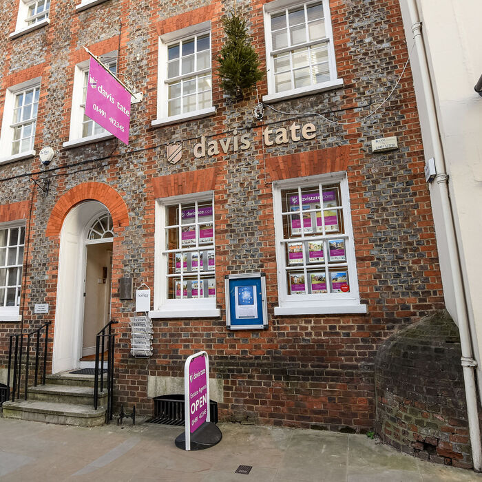 Country & Riverside Estate Agents HenleyonThames, Oxfordshire