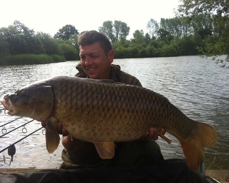 Reeds Lake (Chartham, Kent) Fishing Lake Day Ticket Lakes