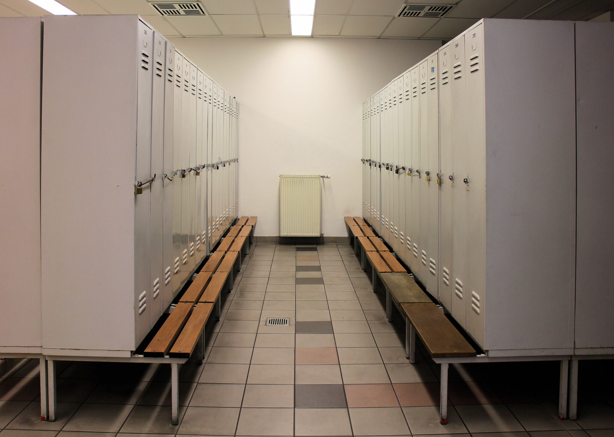 Vestiaire Collectivité DBA Armoires, depuis 1994