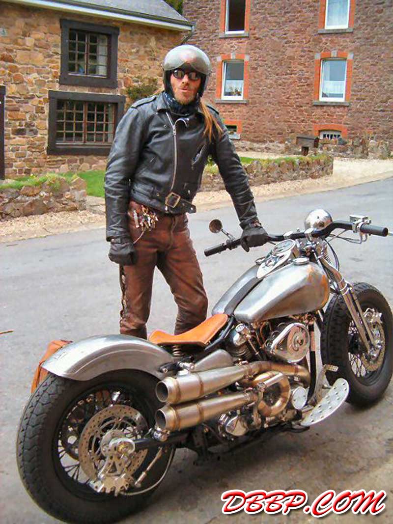 Red Baron Bobber (800 x 1067 Pixel)