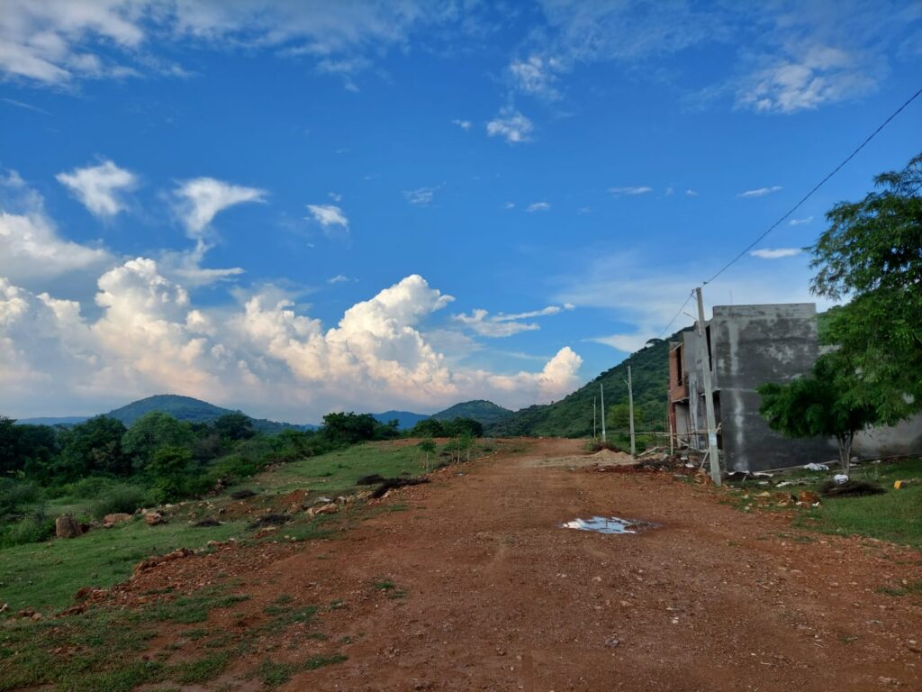 plots in udaipur Deluxe Builders and Developers