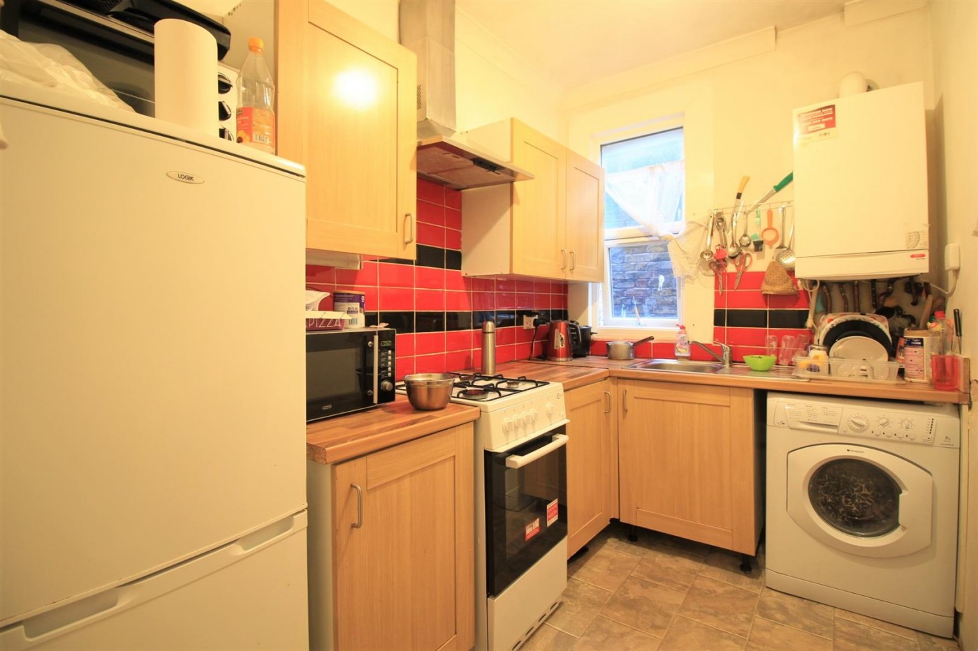 Shackleton Road, Southall, UB1, 5 bedroom, House End Terrace
