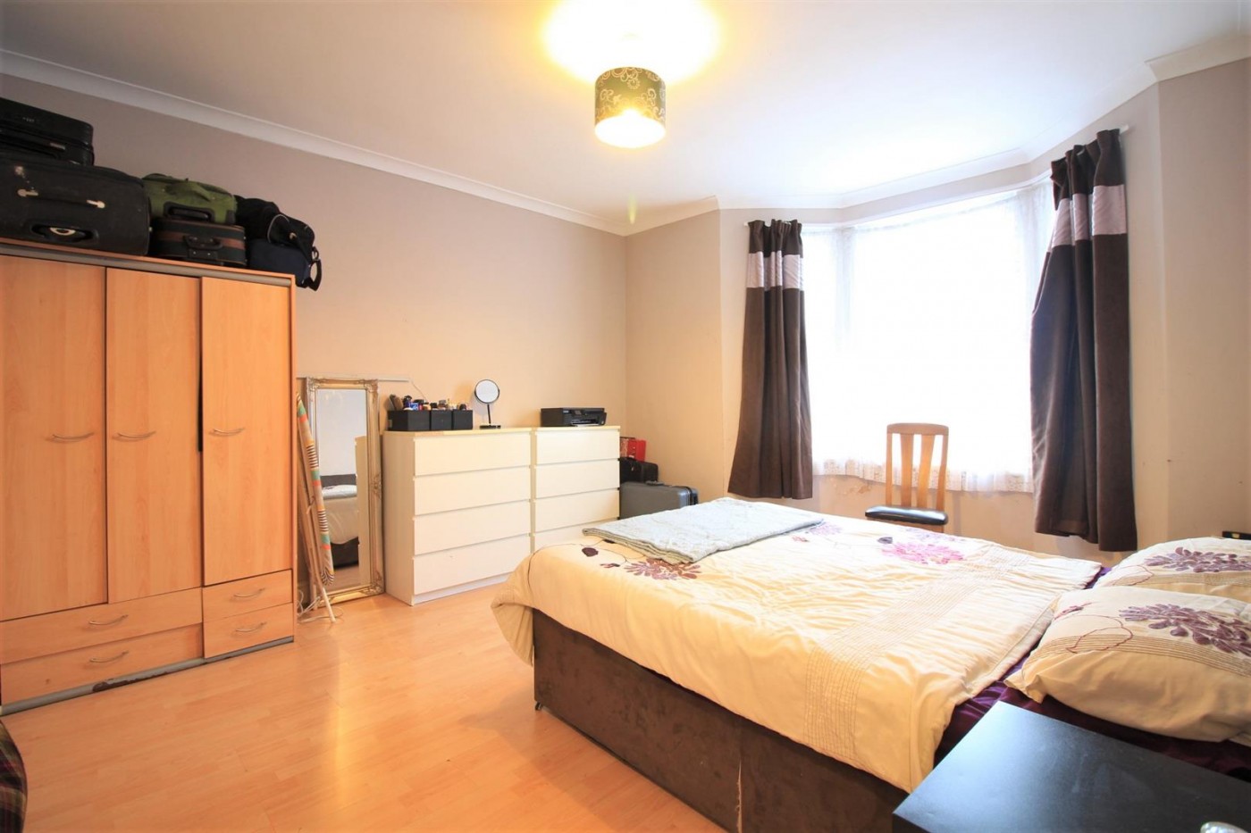 Shackleton Road, Southall, UB1, 5 bedroom, House End Terrace