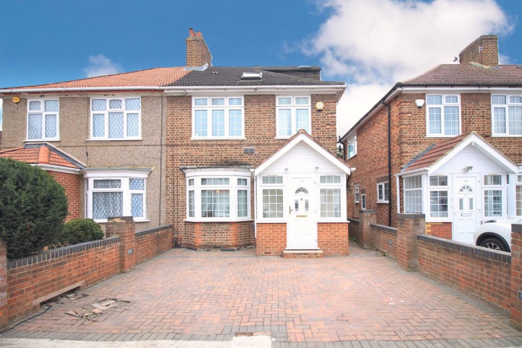 Prospect Close, Hounslow, TW3, 4 bedroom, House SemiDetached