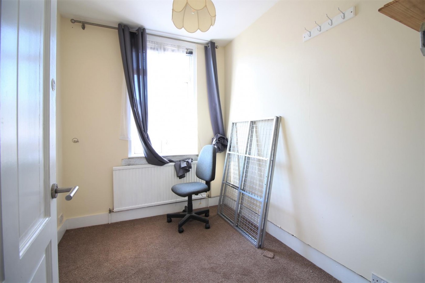 Maswell Park Road, Hounslow, TW3, 4 bedroom, House SemiDetached