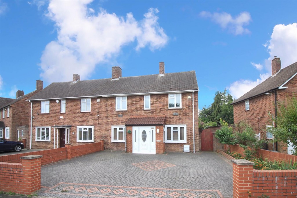 Ringway, Norwood Green, UB2, 4 bedroom, House SemiDetached