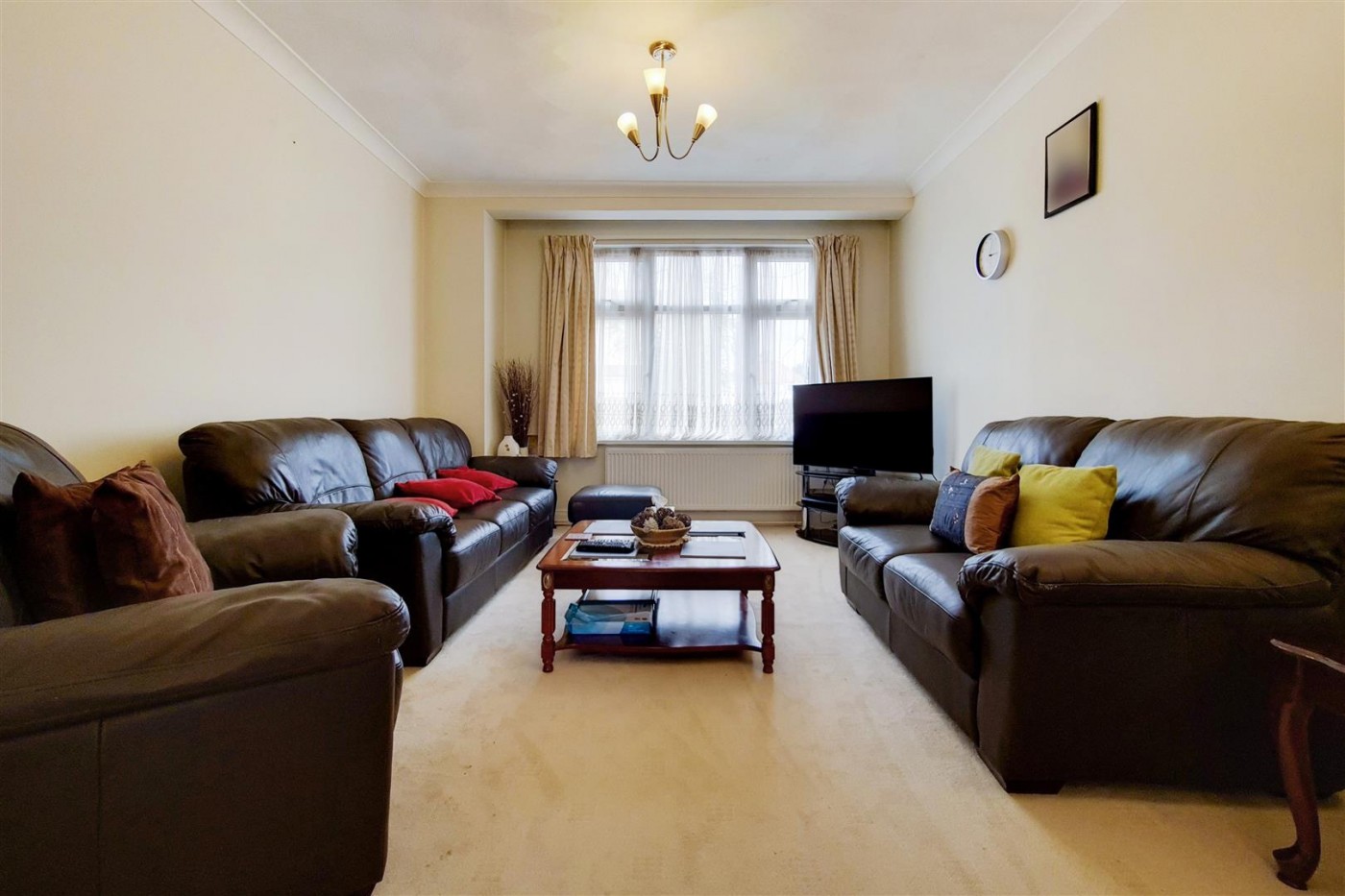 Hinton Avenue, Hounslow, TW4, 3 bedroom, House SemiDetached