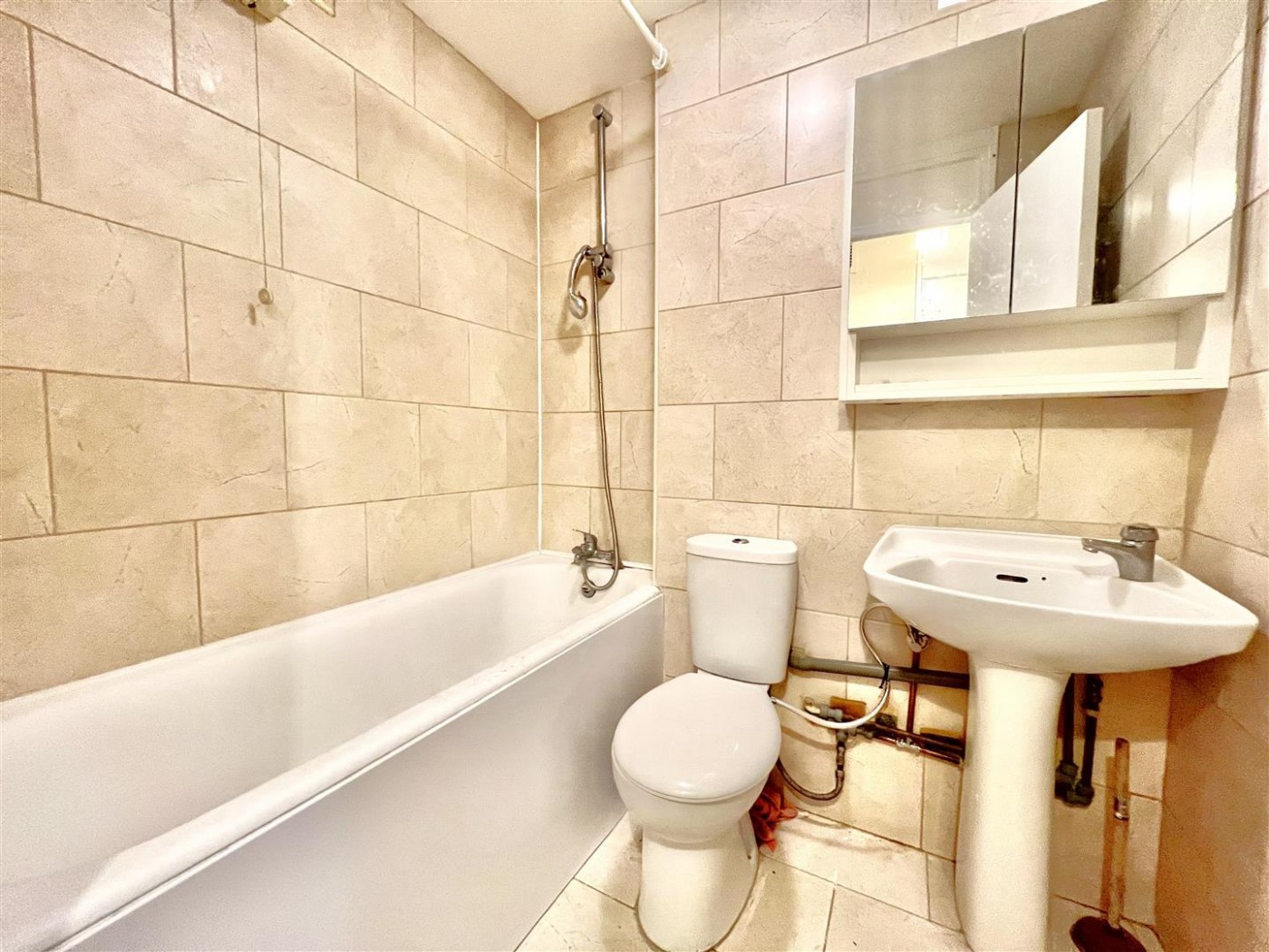 Midsummer Avenue, Hounslow, TW4, 1 bedroom, Apartment