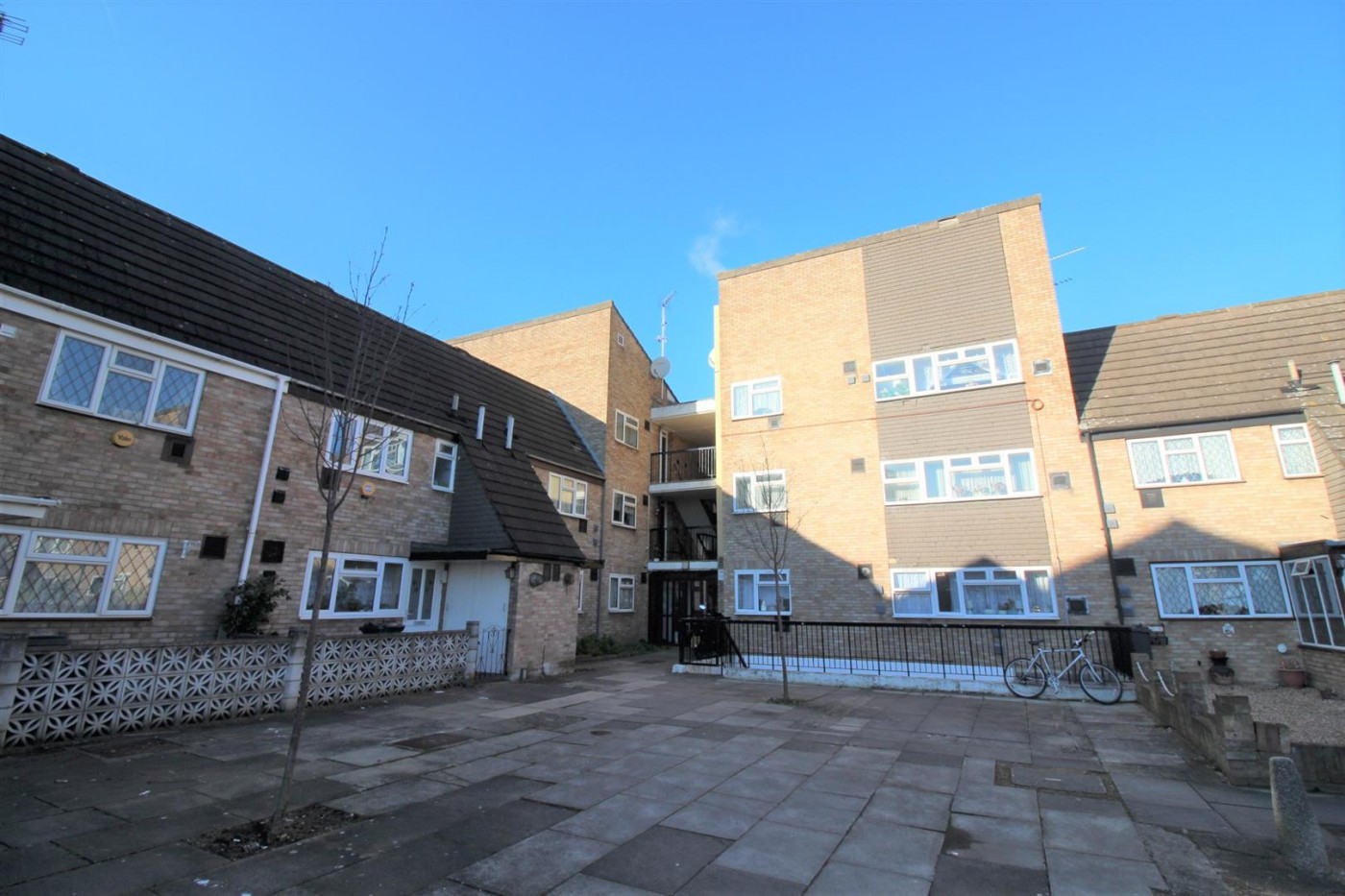 Midsummer Avenue, Hounslow, TW4, 1 bedroom, Apartment