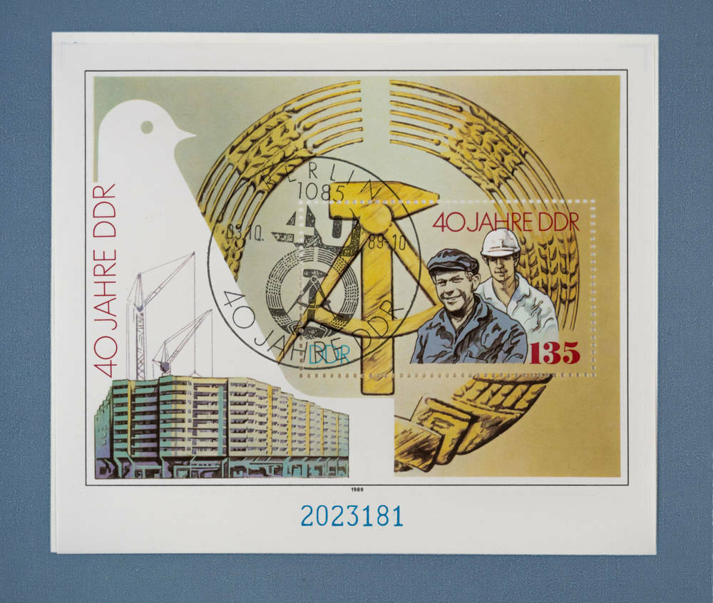 Lesergeschenk Karte mit Briefmarken zu "40 Jahre Deutsche Demokratische
