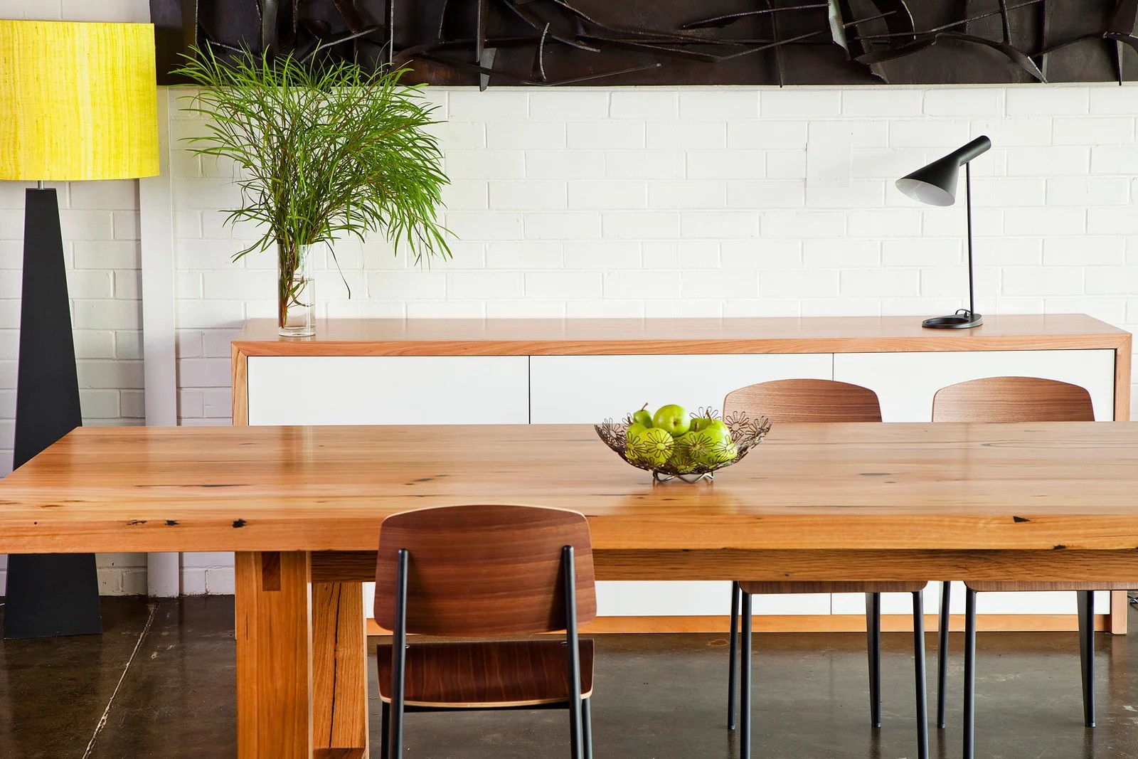 A Look Into Bespoke Woodwork What Is it? Dea5