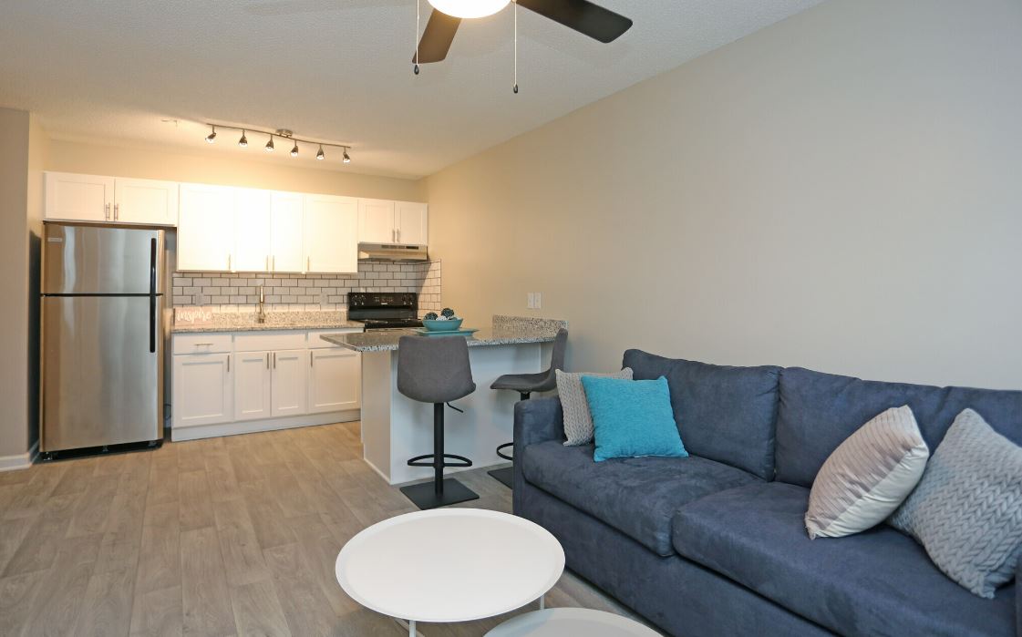 HAWK RIDGE APARTMENTS 168 UNITS IN WINSTONSALEM, NC Deaton