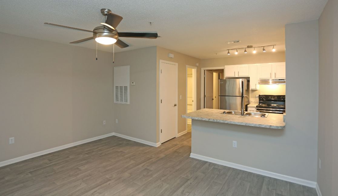 HAWK RIDGE APARTMENTS 168 UNITS IN WINSTONSALEM, NC Deaton Investment Real Estate