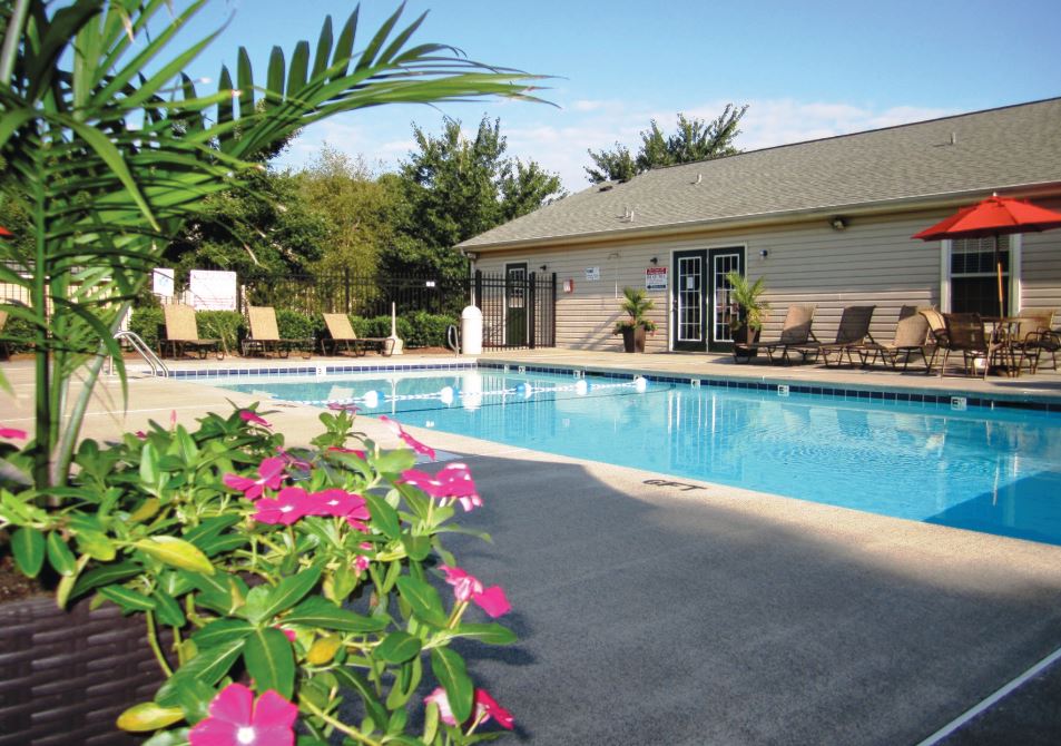 HAWK RIDGE APARTMENTS 168 UNITS IN WINSTONSALEM, NC Deaton Investment Real Estate