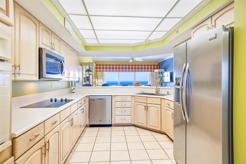 Coral Reef 1305, Relaxing 2BR AMAZING Gulf Views in PCB Deb's Beach